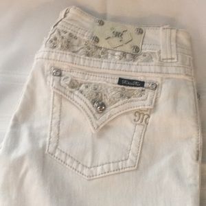 Miss Me cuffed Capri